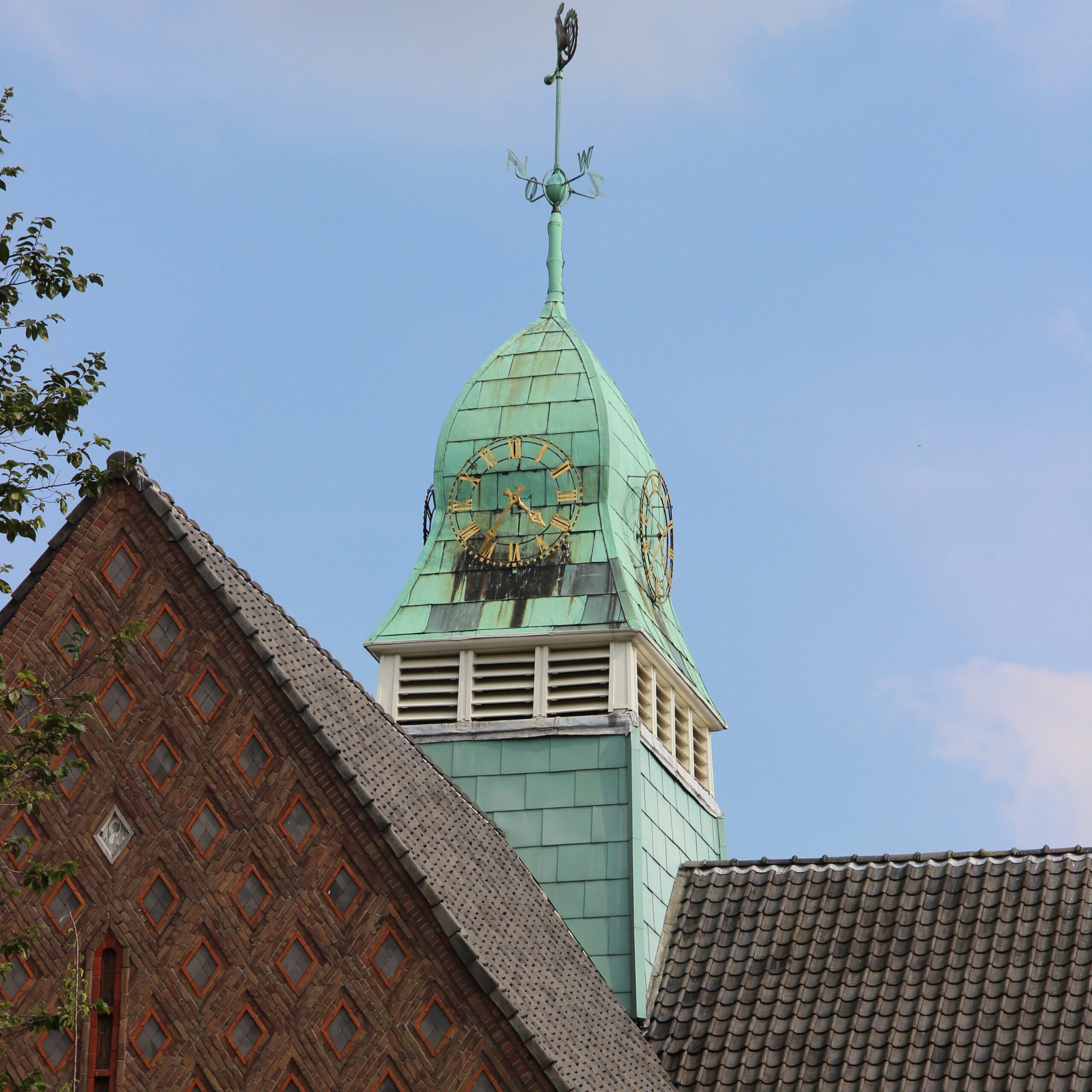 De Nassaukerk luidt de noodklok